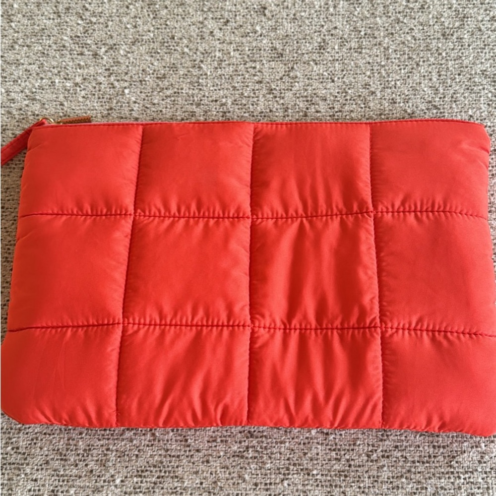 Laptop sleeve
